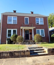 Building Photo - 107 Elm St