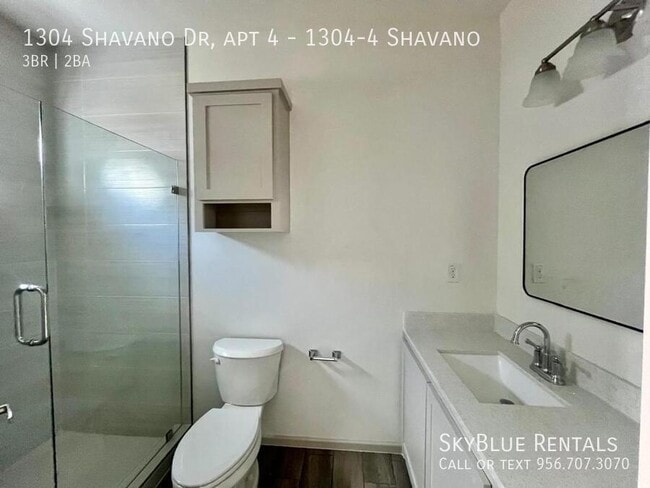Building Photo - 1304 Shavano Dr