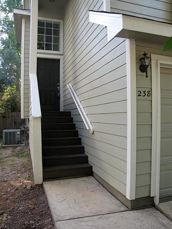 Building Photo - 238 S Walden Elms Cir