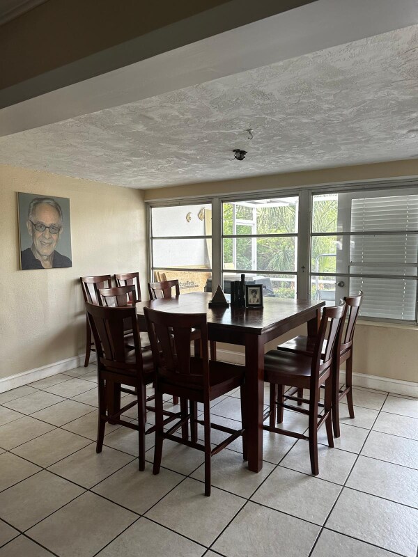 Foto del edificio - 7202 Bounty Dr