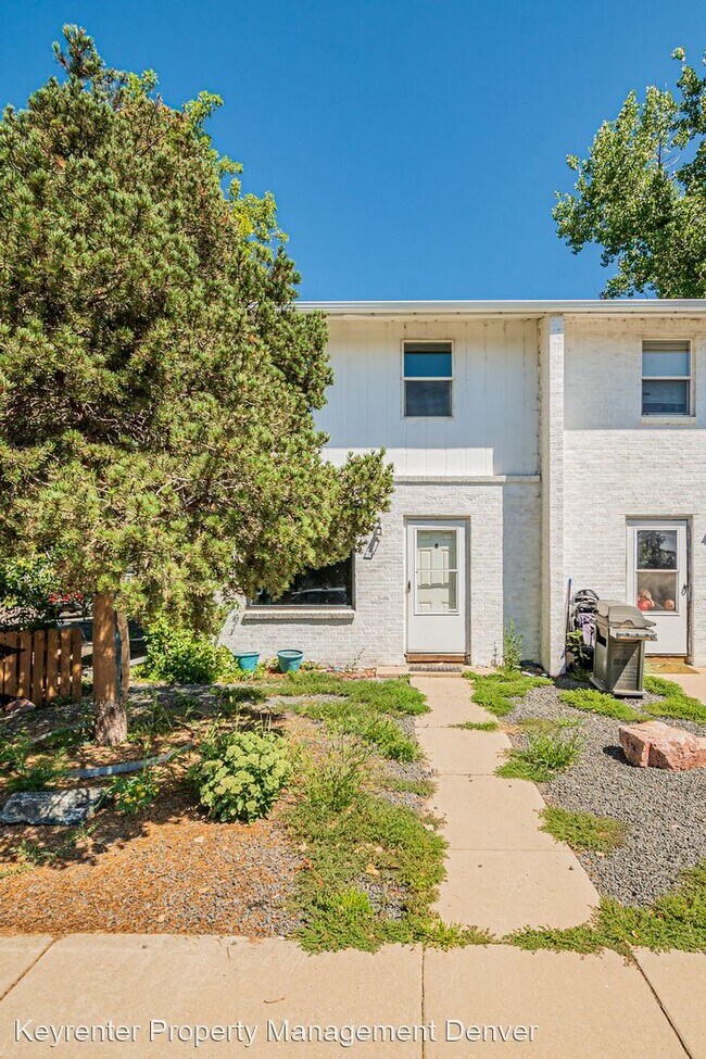 Foto del edificio - 2 br, 1.5 bath House - 505 Pierce St Unit 4