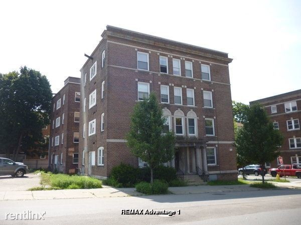 Building Photo - 2 br, 1 bath Apartment - 1041 Main St