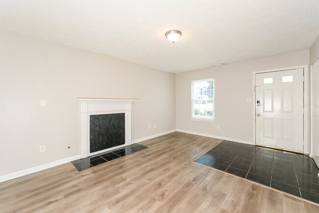 Foto del edificio - 6164 St Christophers Ct