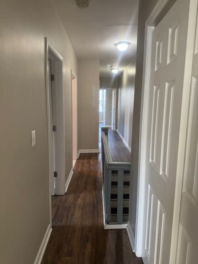 Large Home - West Philadelphia - Large Home - West Philadelphia