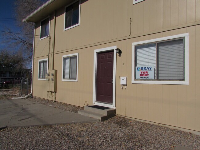Building Photo - 1315 Kennedy Ave