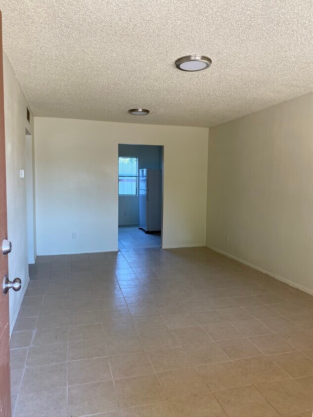 Foto del edificio - 1040 Sage Ave