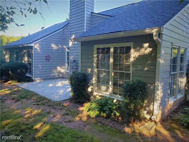 Building Photo - 4 br, 2 bath House - 1765 Clayton Circle