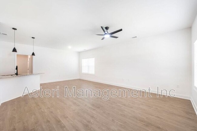 Foto del edificio - 2141 Houston Lake Rd