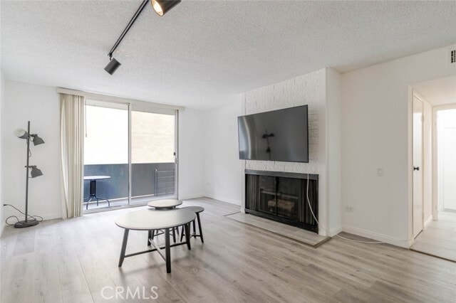 Building Photo - 421 La Fayette Park Pl