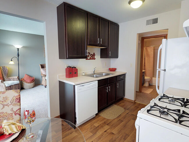 Gabinetes de cocina amplios - Winchester Apartments & Townhomes