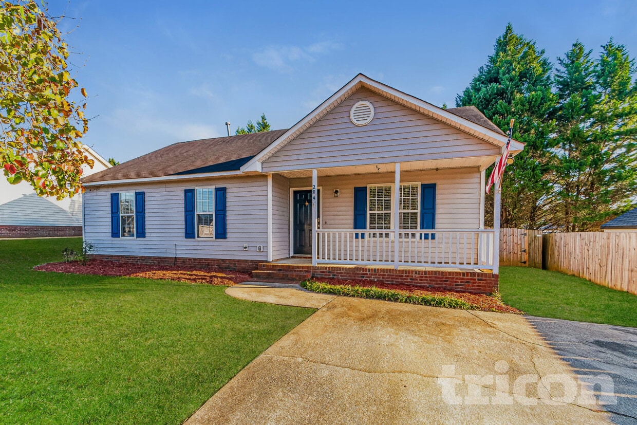 Foto principal - 204 Wexford Dr