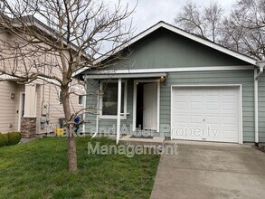 Building Photo - 13637 SE Center St