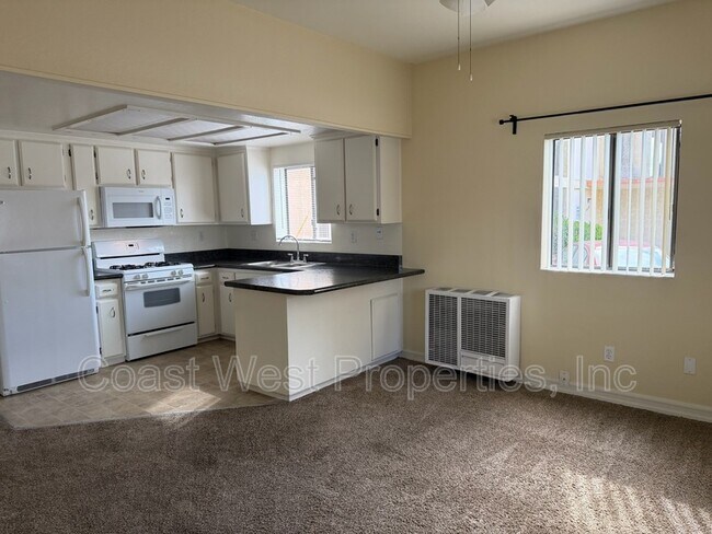 Foto del edificio - 4695 Bancroft St