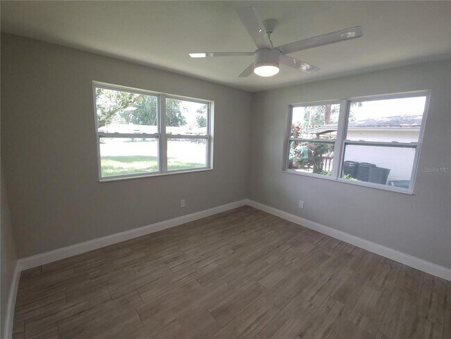 Building Photo - 4027 Condor Ln