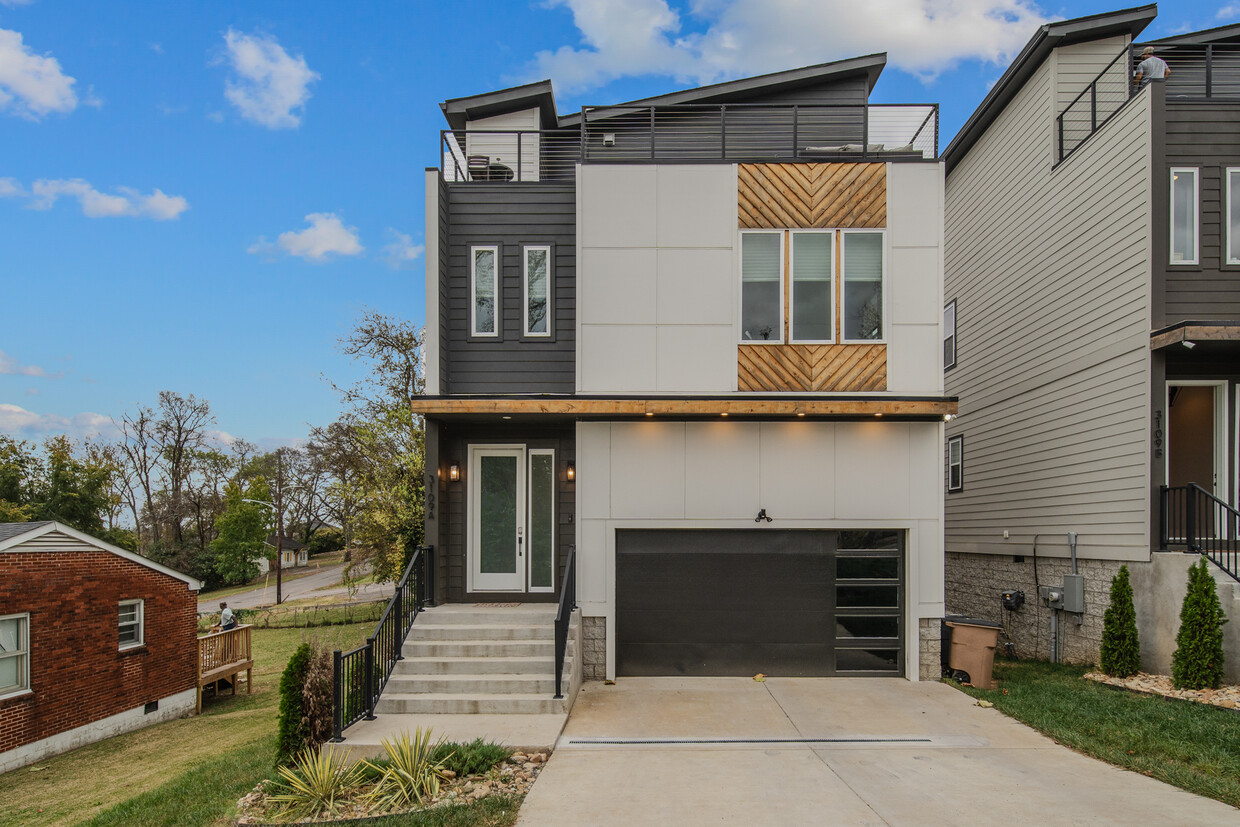 Foto principal - 3109 Curtis St