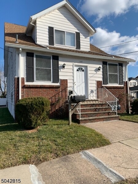 Primary Photo - 141 Rosengren Ave