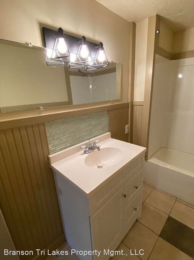 Building Photo - 1 br, 1 bath House - 272 Woodward Dr