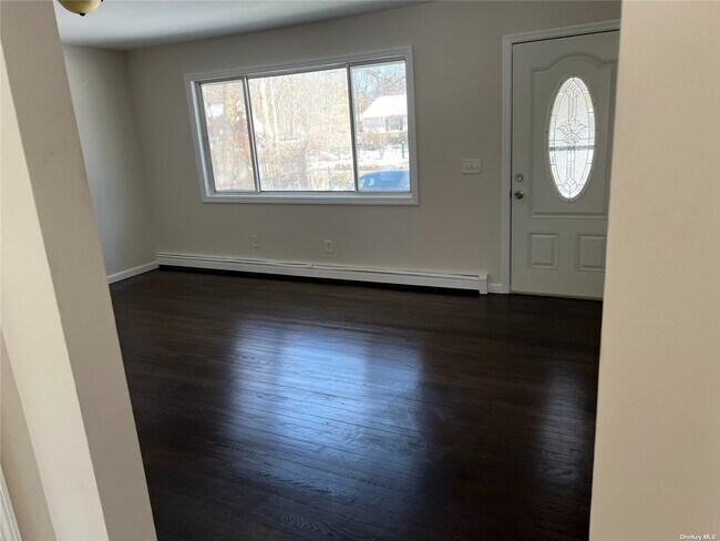 Foto del edificio - 48 Wilson Ave