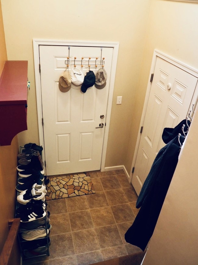 Front foyer. - 155 Kensington Dr