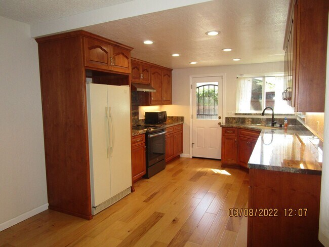 Foto del edificio - 2827 Owens St