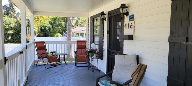 Foto del edificio - 416 W Howry Ave