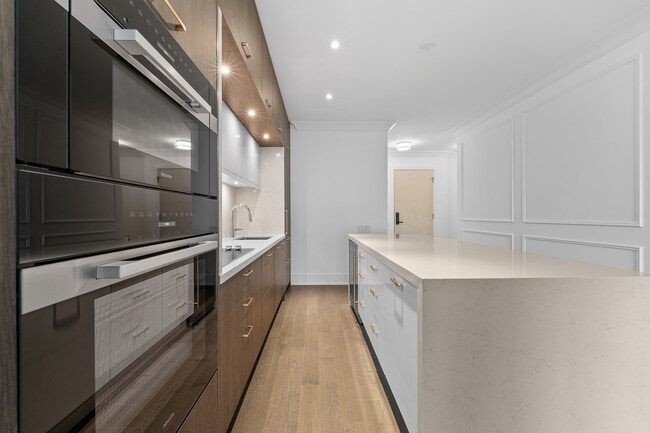 Building Photo - 155 Merchants' Wharf