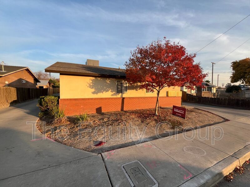 62 N Villa St Unit 1, Porterville, CA 93257 Condo for Rent in