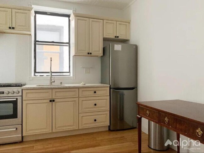 Foto del edificio - 2 bedroom in NEW YORK NY 10036