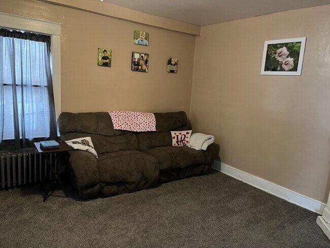 Foto del edificio - 638 River St