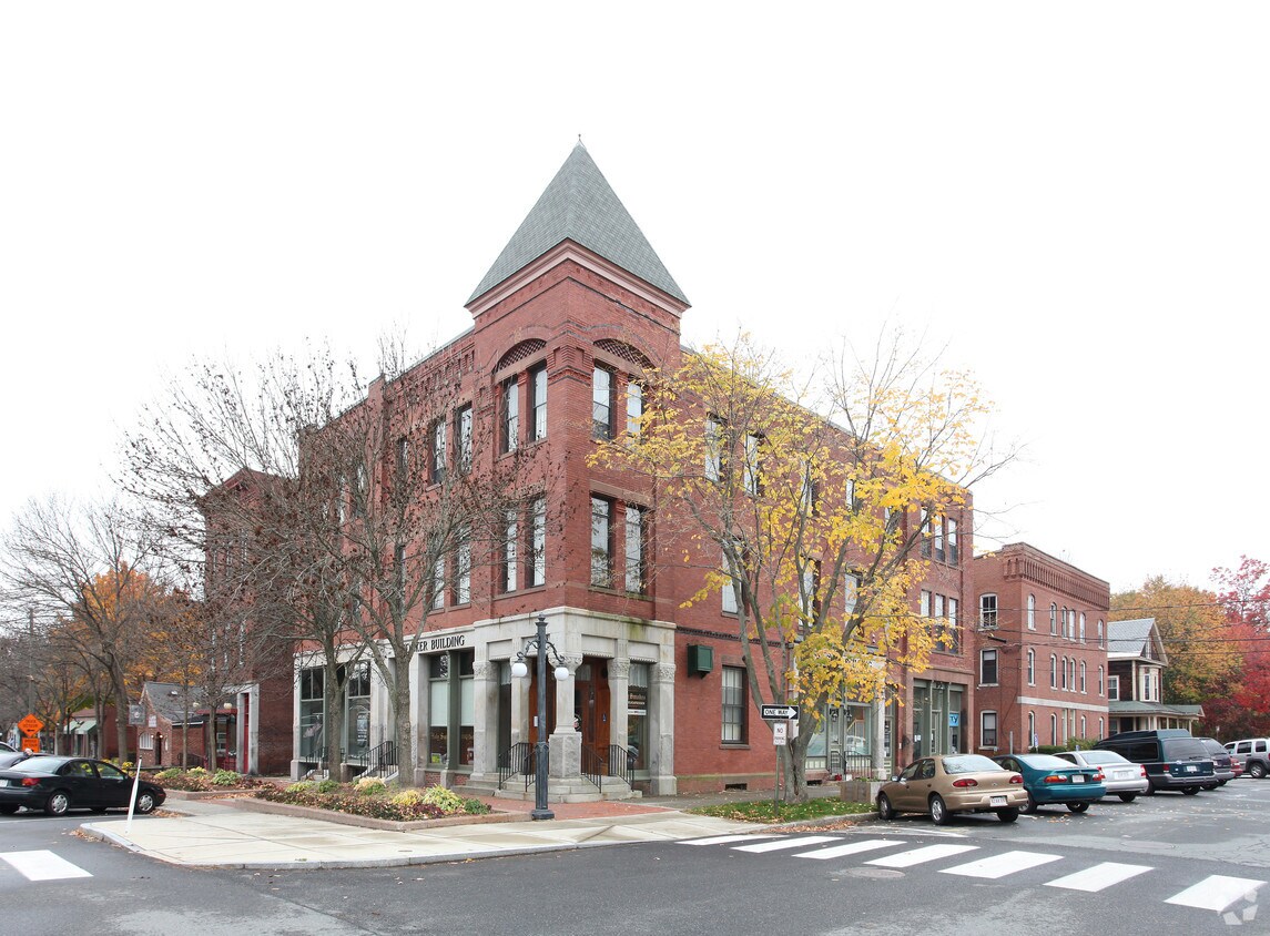 Primary Photo - 52-56 Avenue A