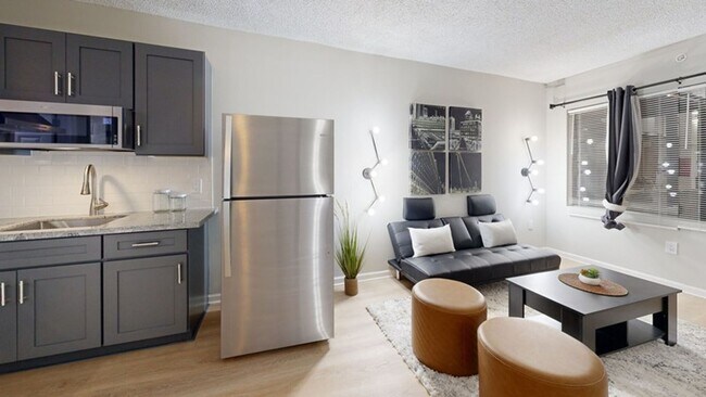 Interior Photo - Riverwalk 803