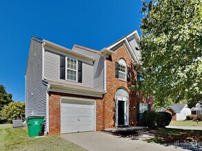 Building Photo - 7445 Stone Mountain Ct