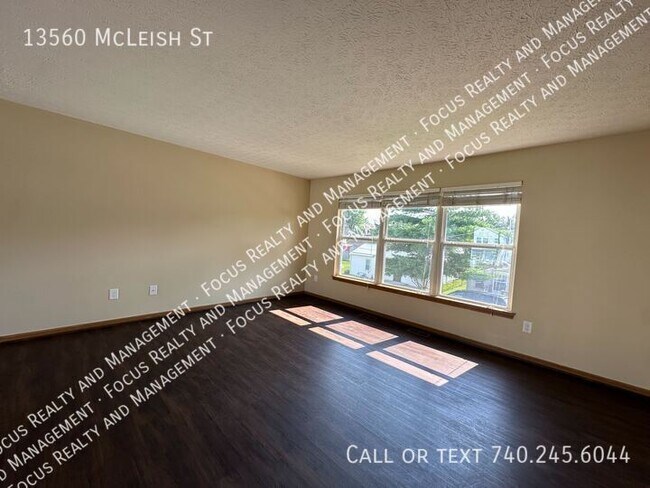 Foto del edificio - 13560 McLeish St