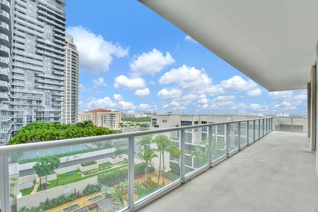 Foto del edificio - 3470 E Coast Ave