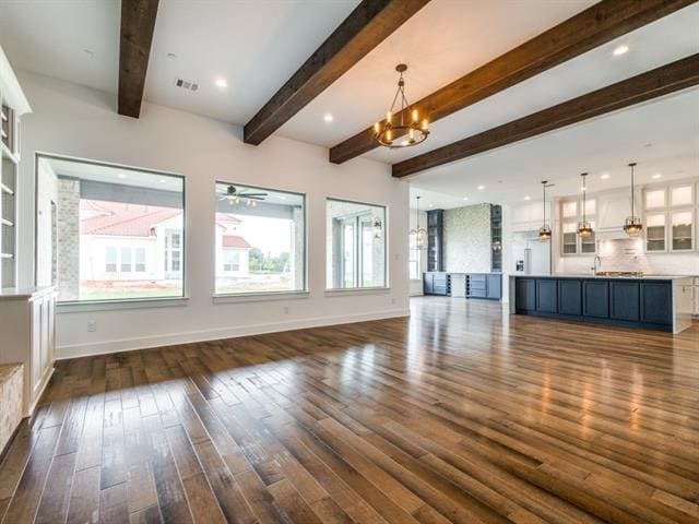 Building Photo - 2220 Highclere Pl