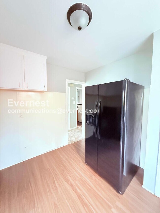 Foto del edificio - 19180 Trinity St