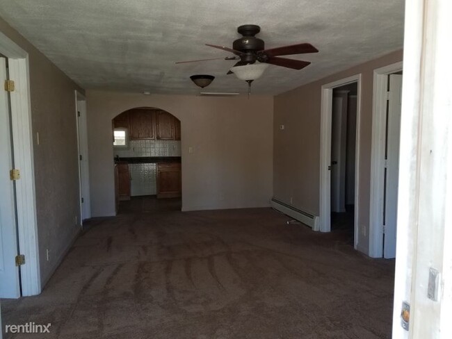 Building Photo - 3 br, 1 bath House - 1917 Orchard Ave