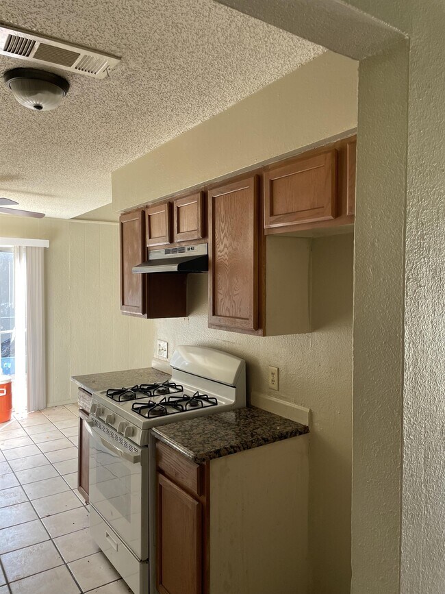 Foto del edificio - 4704 Lambs Ln