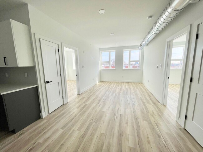 Building Photo - 1847 Hartranft St