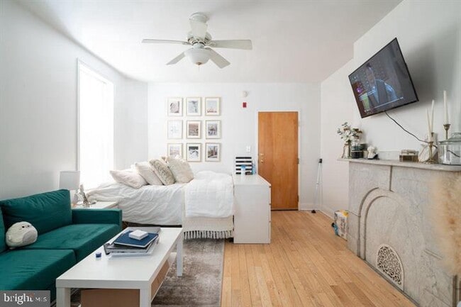 Building Photo - 1504 Mt Vernon St