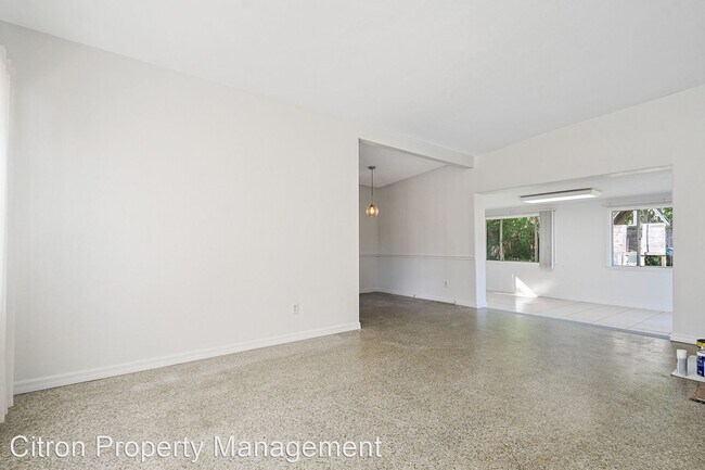 Foto del edificio - 3 br, 2 bath House - 2003 Taylor Ave.