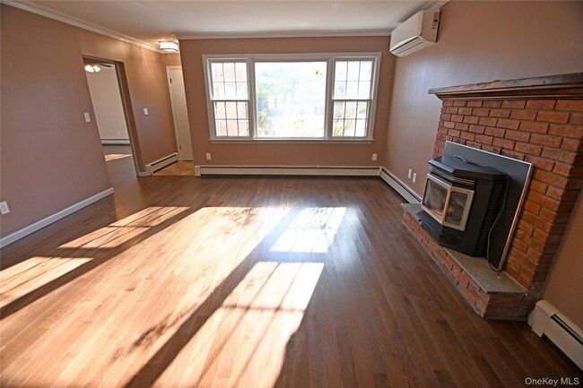 Building Photo - 94 Baldwin Ln