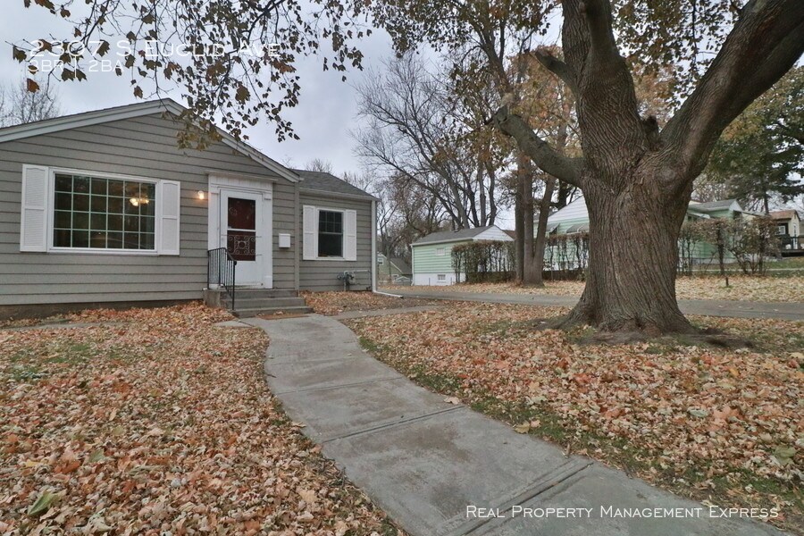 Primary Photo - Perfect 3 bed 2 bath in a great location!