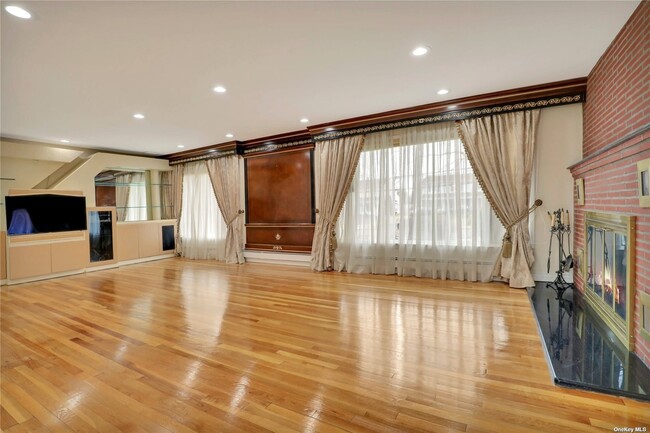 Foto del edificio - 260 Oak Ridge Ln