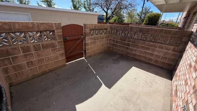 Foto del edificio - 1100 Harvard Wy