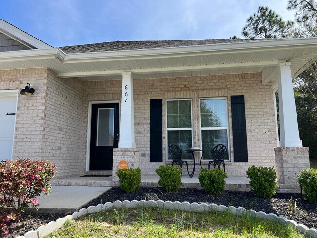 Foto del edificio - 667 Red Fern Rd
