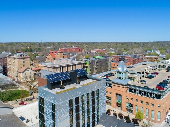 Building Photo - $1,199 | Studio Apartment - Fully Furnished | 4th Floor | CAT Friendly* | Available for August 1s...