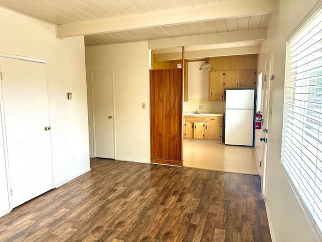 Building Photo - 5071 Appian Way