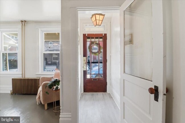 Foto del edificio - 819 E Marion St