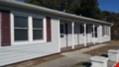 Building Photo - 501 Live Oak St